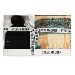 New with Tags | Steve Madden Plaid Blanket Wrap & Beanie